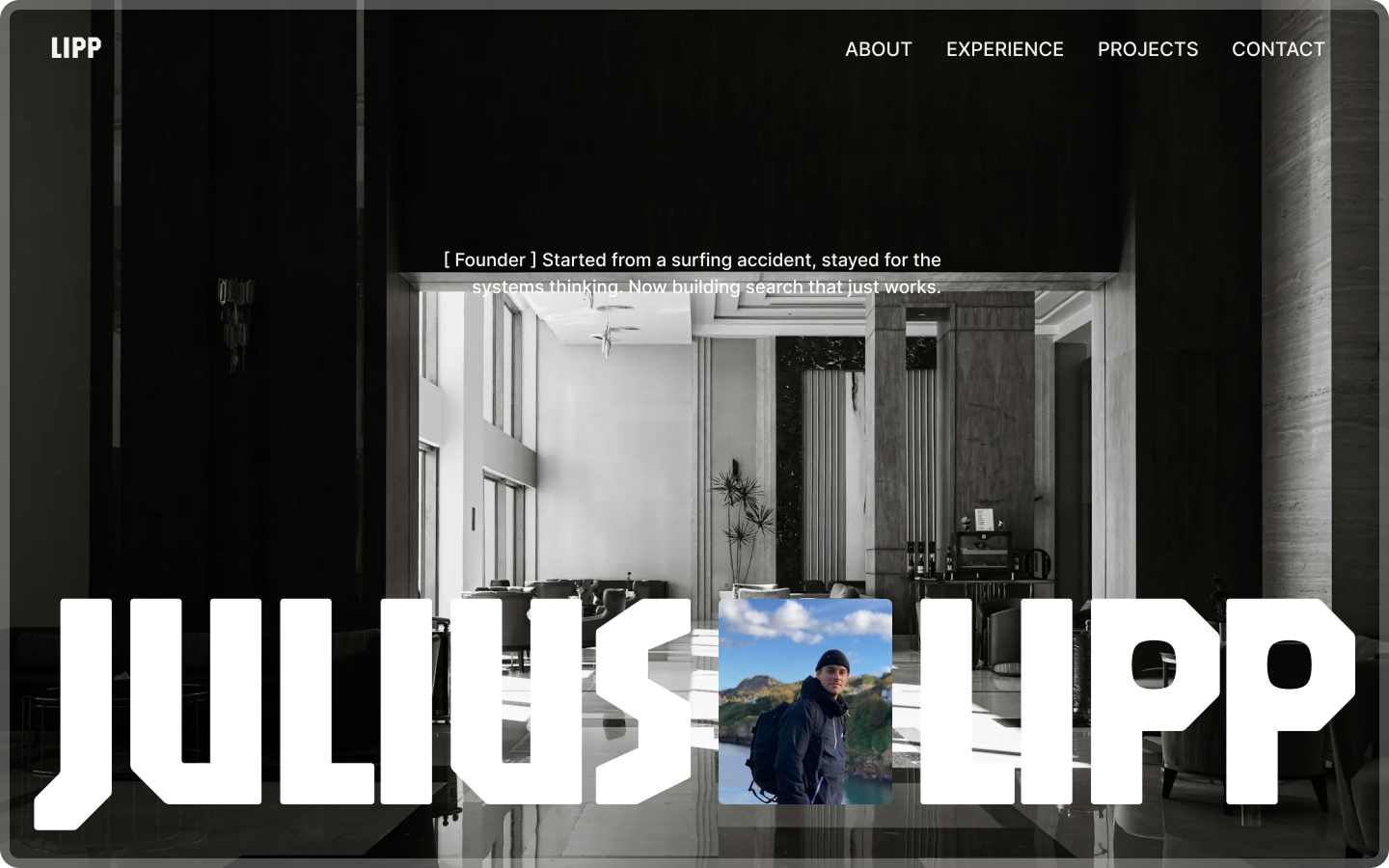 Lipp ™ center image